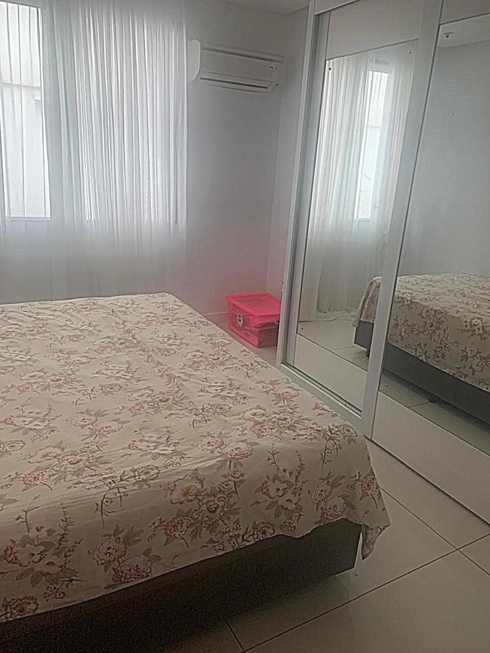 House With Pool At Recreio Close To The